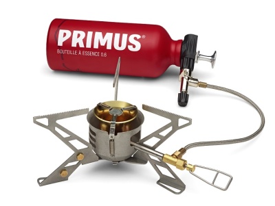 Multifuel Kocher Primus OmniFuel II mit Brennstoff-Flasche