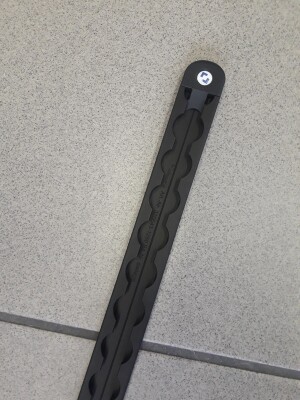 Zurrschiene / Airlineschiene 1250 mm vierkant schmal, schwarz