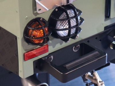 Front Runner Heckleiter 2-teilig für LR Defender - LALD009