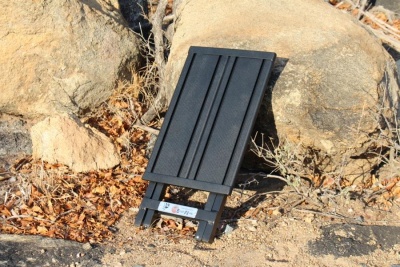 Eezi-Awn K9 3-in-1 Hocker / Tisch / Tritt grün