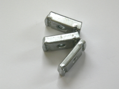 Einschubmutter Rhino Rack für Heavy Duty Profile M6 Gewinde